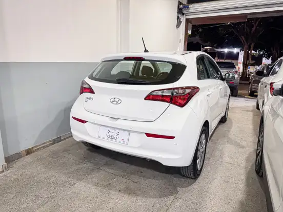 HYUNDAI-HB20-2018