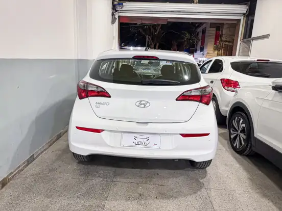 HYUNDAI-HB20-2018
