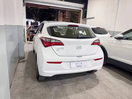 HYUNDAI-HB20-1.0 COMFORT PLUS 12V FLEX 4P MANUAL HYUNDAI-HB20-2018