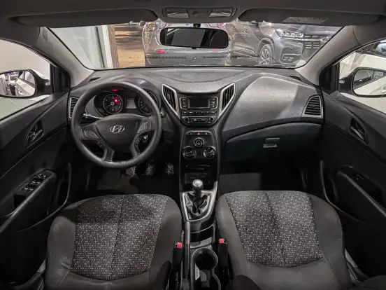 HYUNDAI-HB20-1.0 COMFORT PLUS 12V FLEX 4P MANUAL HYUNDAI-HB20-2018