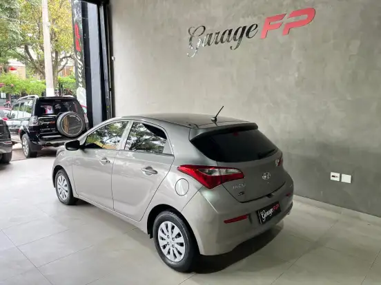 HYUNDAI-HB20-1.0 COMFORT PLUS 12V FLEX 4P MANUAL HYUNDAI-HB20-2017