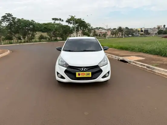 HYUNDAI-HB20-2015
