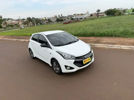 HYUNDAI-HB20-2015