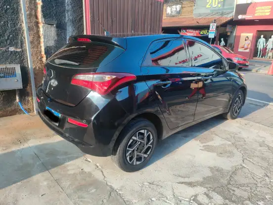 HYUNDAI-HB20-2018