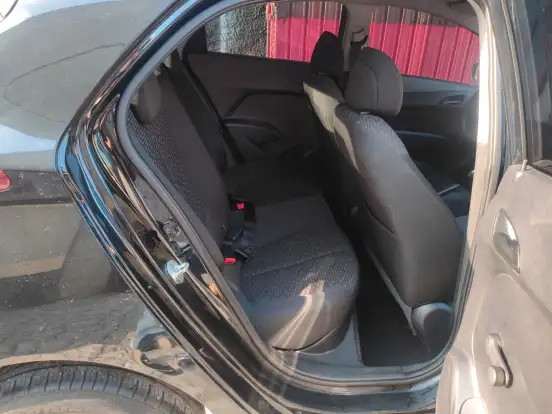 HYUNDAI-HB20-2018