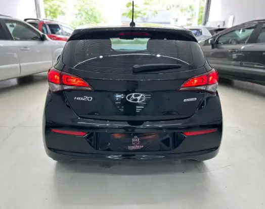 HYUNDAI-HB20-2018