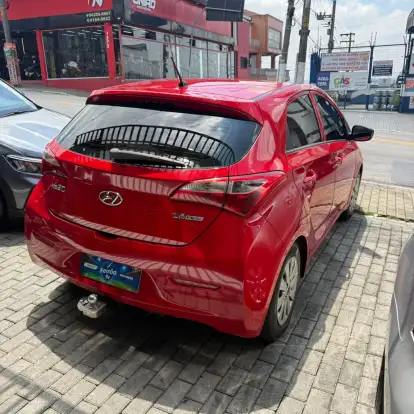 HYUNDAI-HB20-2013