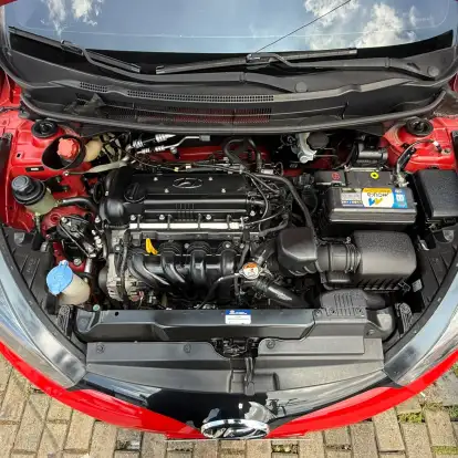 HYUNDAI-HB20-2013