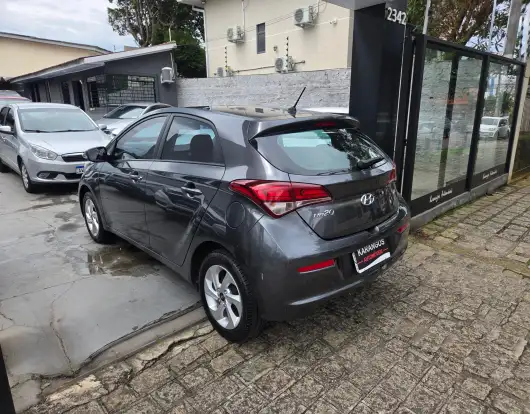 HYUNDAI-HB20-2015