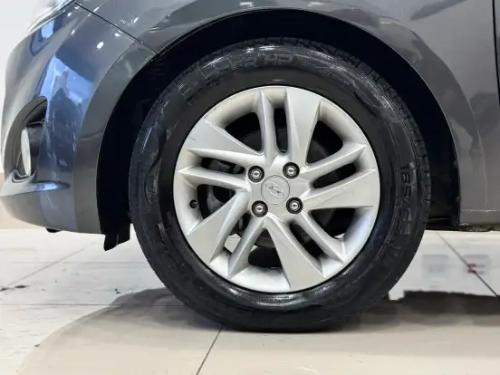 HYUNDAI-HB20-1.6 PREMIUM 16V FLEX 4P MANUAL HYUNDAI-HB20-2014