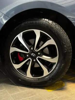 HYUNDAI-HB20-2016
