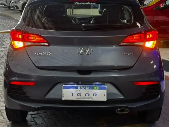 HYUNDAI-HB20-1.6 R SPEC 16V FLEX 4P AUTOMÁTICO HYUNDAI-HB20-2016