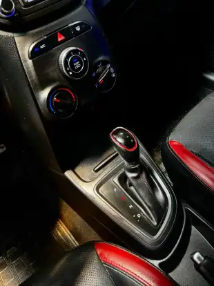 HYUNDAI-HB20-2016
