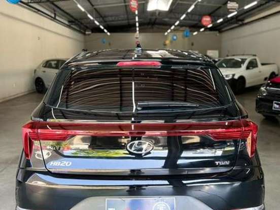 HYUNDAI-HB20-1.0 12V FLEX COMFORT MANUAL HYUNDAI-HB20-2023