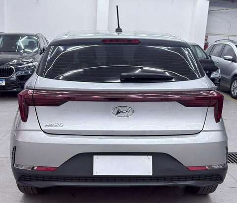 HYUNDAI-HB20-2023