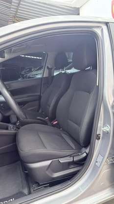HYUNDAI-HB20-2023