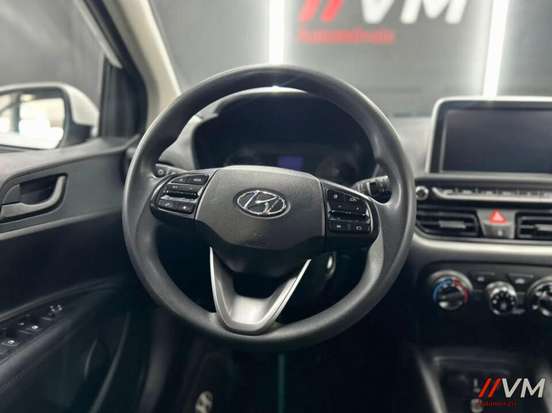 HYUNDAI-HB20-2023