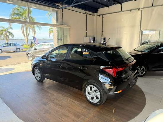 HYUNDAI-HB20-2025