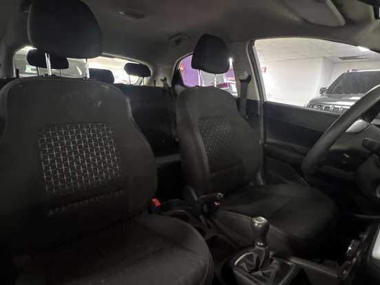 HYUNDAI-HB20-2024