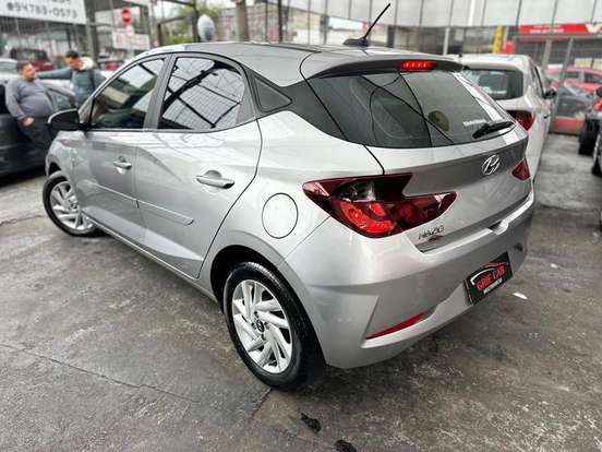 HYUNDAI-HB20-2022