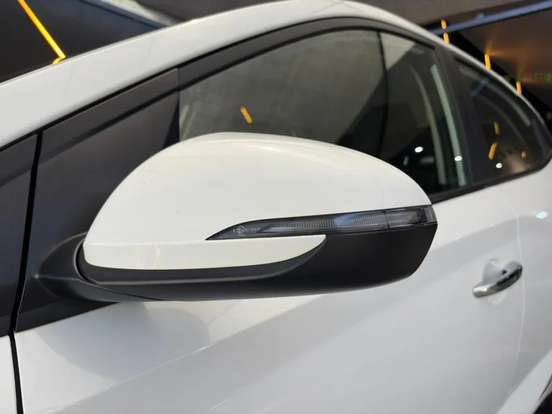 HYUNDAI-HB20-2024