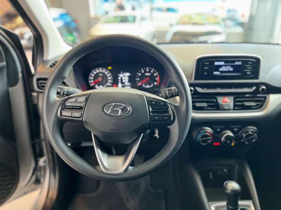 HYUNDAI-HB20-2023