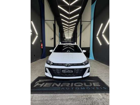 HYUNDAI-HB20-2023