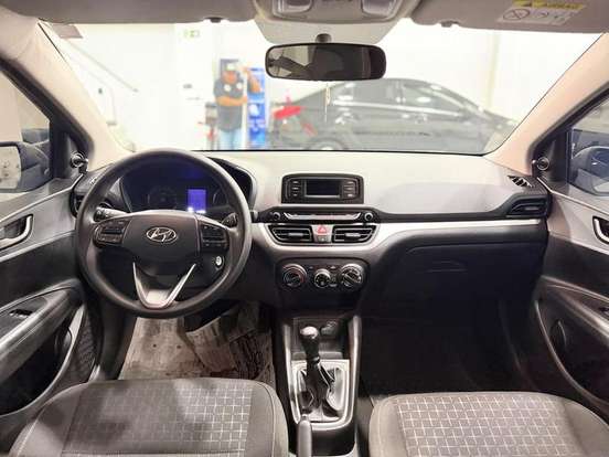 HYUNDAI-HB20-2023
