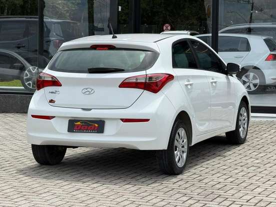 HYUNDAI-HB20-1.0 COMFORT 12V FLEX 4P MANUAL HYUNDAI-HB20-2018