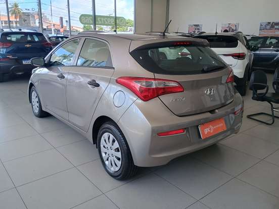 HYUNDAI-HB20-2016
