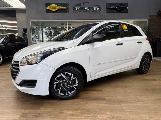 HYUNDAI-HB20-2016