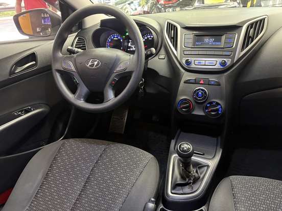 HYUNDAI-HB20-2016