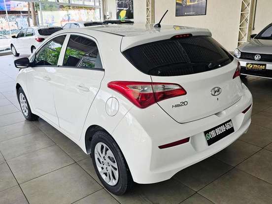 HYUNDAI-HB20-1.0 COMFORT 12V FLEX 4P MANUAL HYUNDAI-HB20-2018
