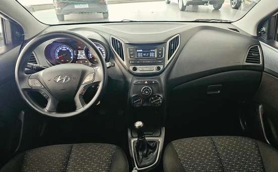 HYUNDAI-HB20-2018