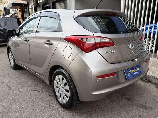 HYUNDAI-HB20-1.0 COMFORT 12V FLEX 4P MANUAL HYUNDAI-HB20-2018