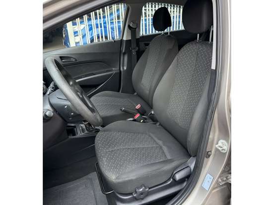 HYUNDAI-HB20-2018