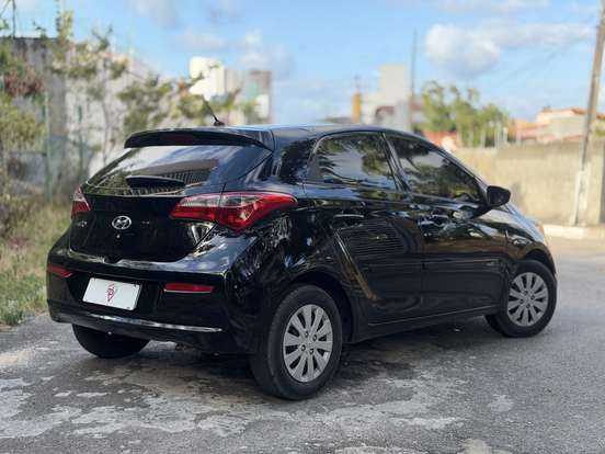 HYUNDAI-HB20-2017