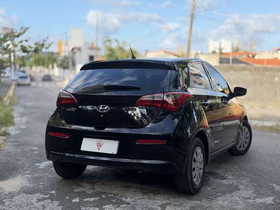 HYUNDAI-HB20-2017