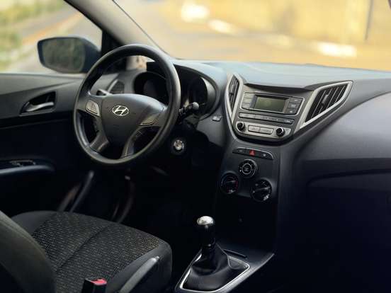 HYUNDAI-HB20-2017