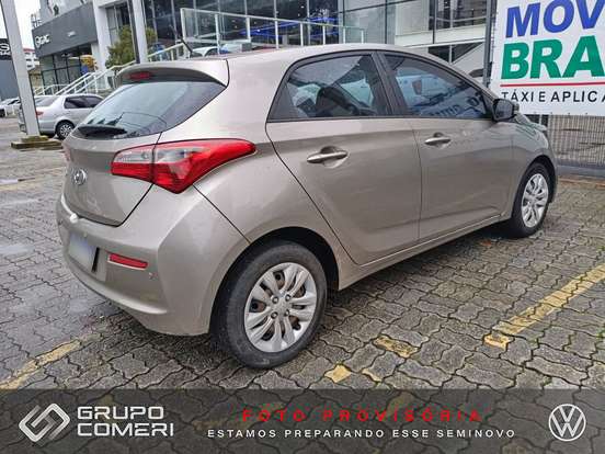 HYUNDAI-HB20-1.0 COMFORT 12V FLEX 4P MANUAL HYUNDAI-HB20-2017