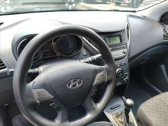 HYUNDAI-HB20-2018