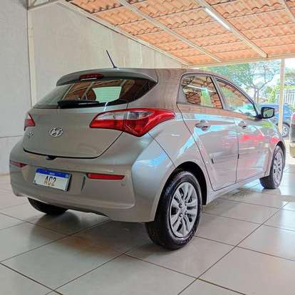 HYUNDAI-HB20-2016