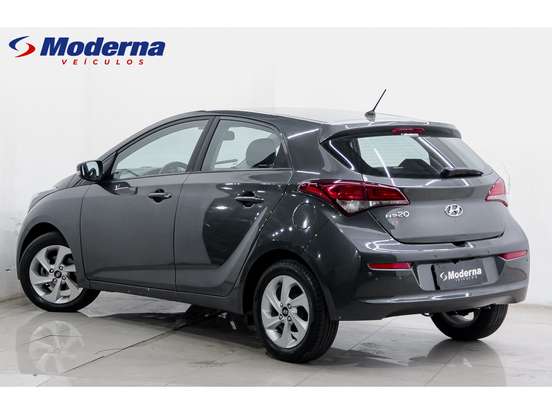 HYUNDAI-HB20-2015