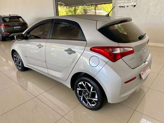 HYUNDAI-HB20-2016