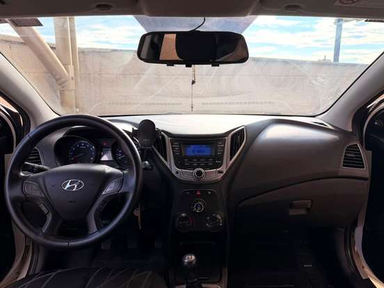 HYUNDAI-HB20-2014