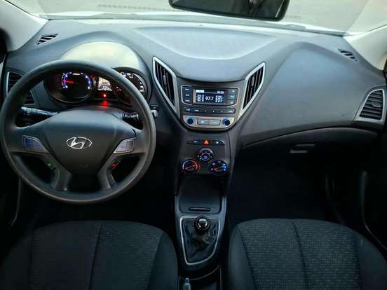 HYUNDAI-HB20-1.0 COMFORT STYLE 12V FLEX 4P MANUAL HYUNDAI-HB20-2015