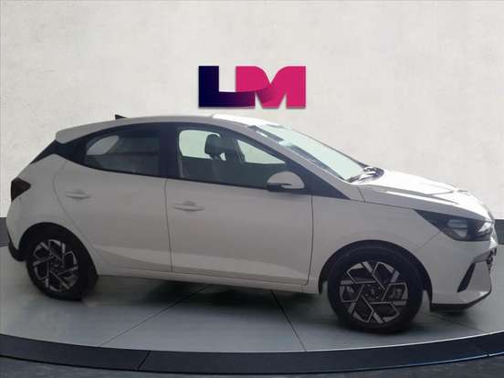 HYUNDAI-HB20-2023