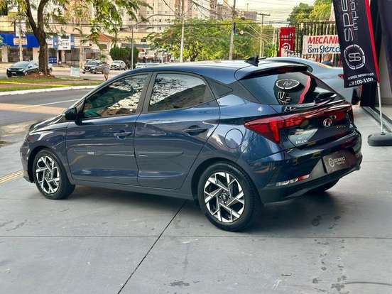HYUNDAI-HB20-2023