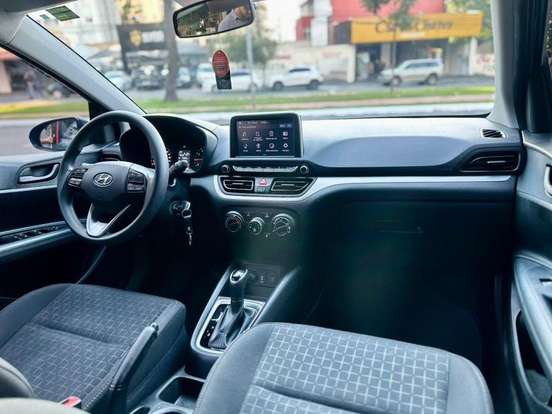 HYUNDAI-HB20-2023