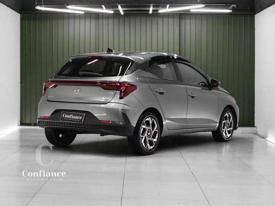 HYUNDAI-HB20-2023